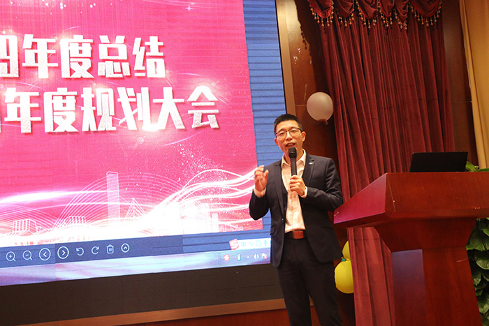 一禾科技董事长陈小林先生