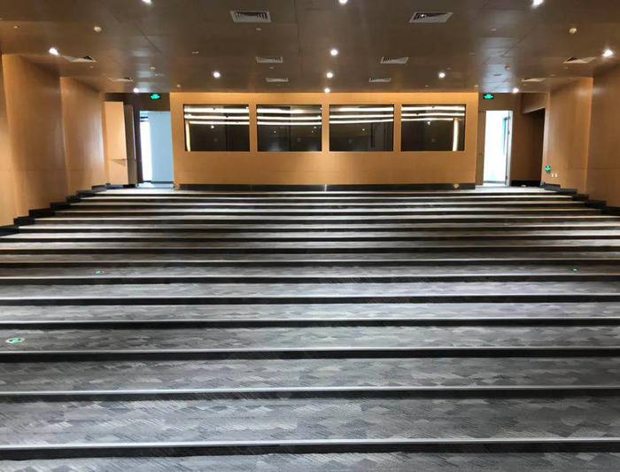 北理莫斯科大学图书馆一楼报告厅音响系统